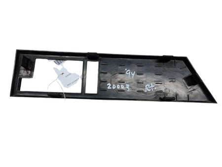 88 - 94 Chevrolet C1500 Door Handel Bezel Black Textured OEM 15553920 