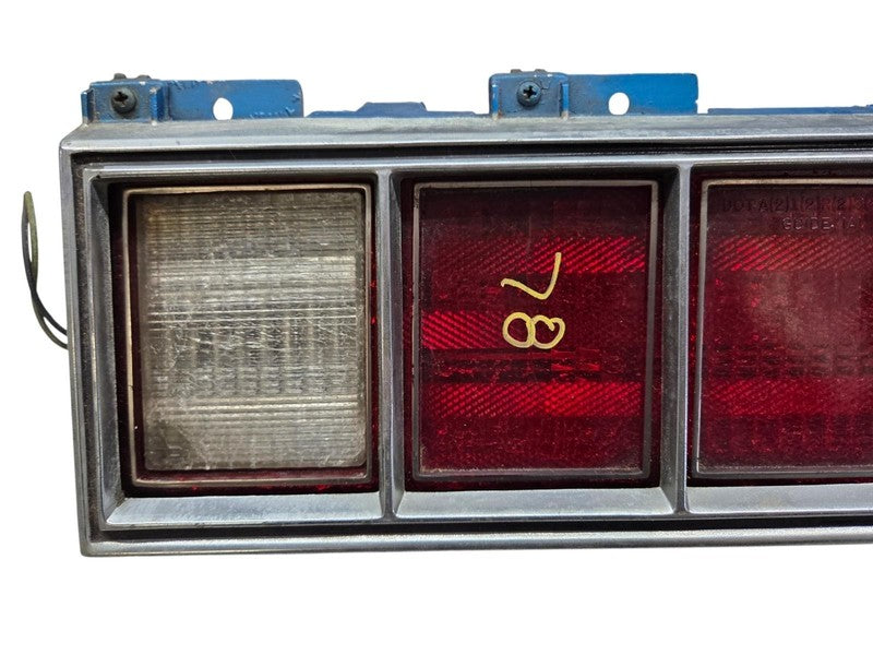 CHEVROLET MONTE CARLO R Taillight R. 78
