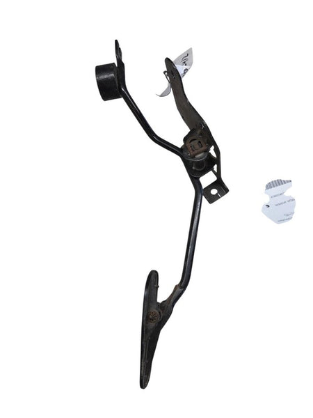 98 - 01 Chevrolet S10 Gas Accelerator Pedal Assembly GMC Sonoma