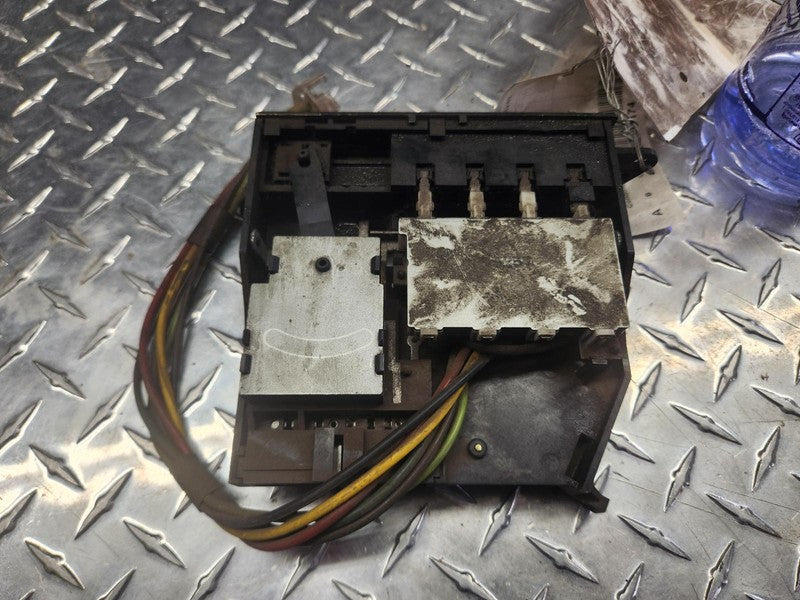 Dash Heater Control fits Dodge Caravn w/AC 04677225