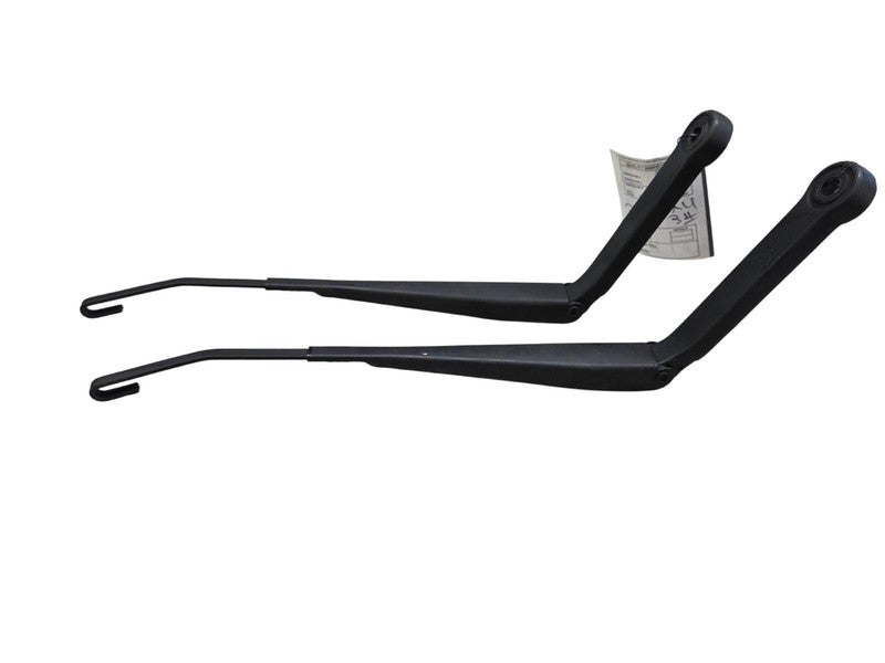 2002 - 2009 Chevrolet Trailblazer Wiper Arms (Pair) OEM 24024283 15072
