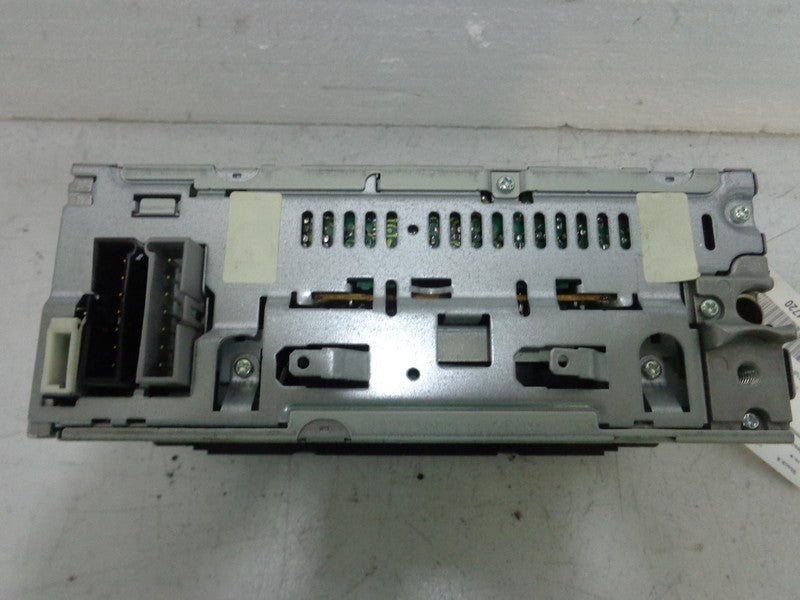 AM-FM Cassette CD player Receiver Fits Dakota Durango Grand Cherokee 0