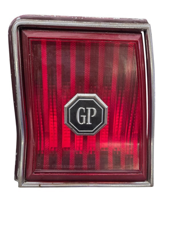 1985 Pontiac Grand Prix Tail Light Assembly Right Passenger Side OEM 1