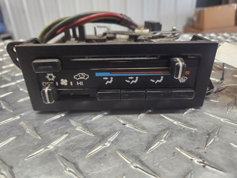 Dash Heater Control fits Dodge Caravn w/AC 04677225