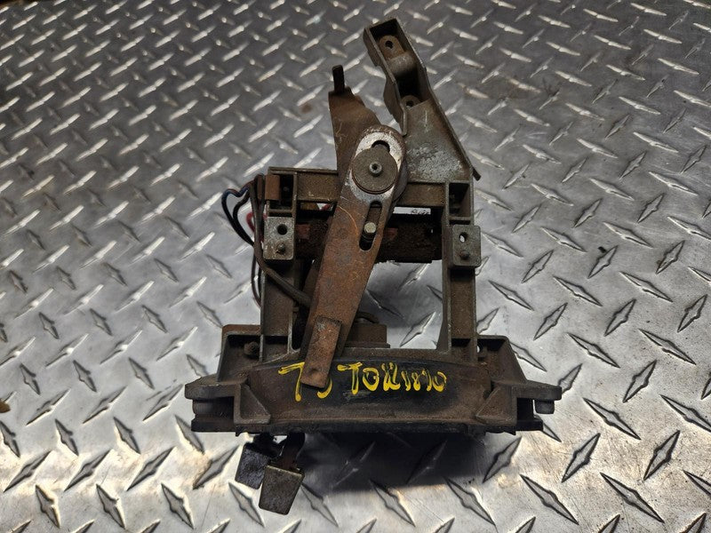 Dash Heater Control removed from 1973 Ford Torino w/o AC