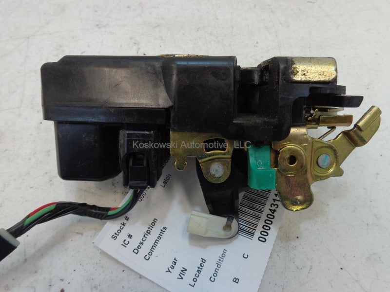 Dodge Durango Front Door Latch Assemlby 2005 Right Passenger Side 5536
