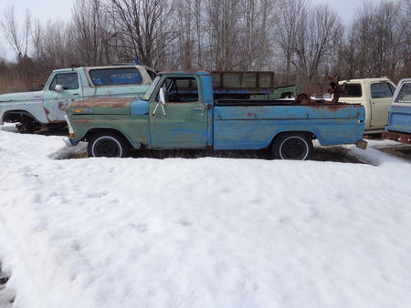 1970 Ford Truck Left Grille OEM D0TZ8151A F-100 F-250 F-350