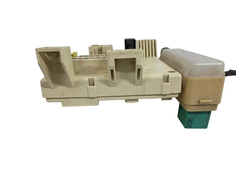 00-02 Dodge Dakota 4.7L Engine Fuse Box Power Distribution Center Rela