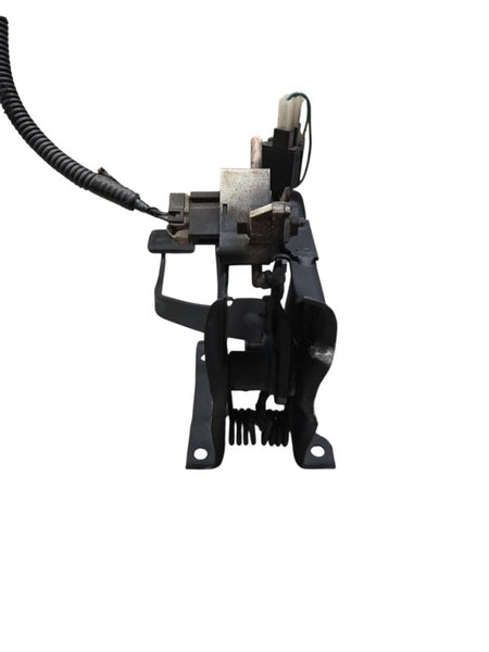 2001 Isuzu Rodeo Clutch Pedal Assembly OEM