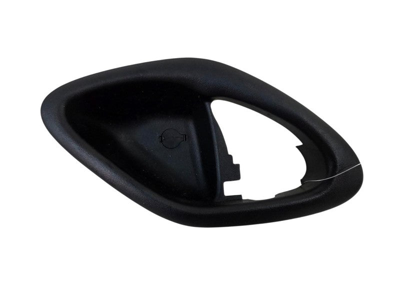 01 - 07 Ford Escape Right Interior Door Handle Bezel 5L847822620BBW Pa