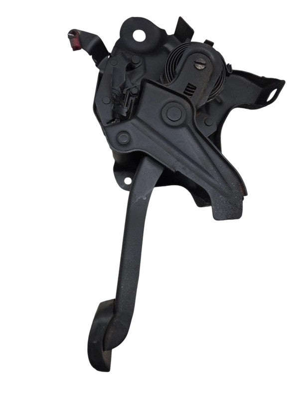 2003 Chrysler Voyager Emergency Parking Brake Pedal Assembly OEM 04683