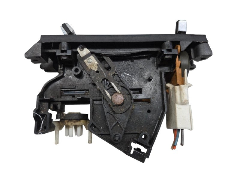 86 - 89 Oldsmobile Ciera Dash Heater Control w/AC OEM 16050183