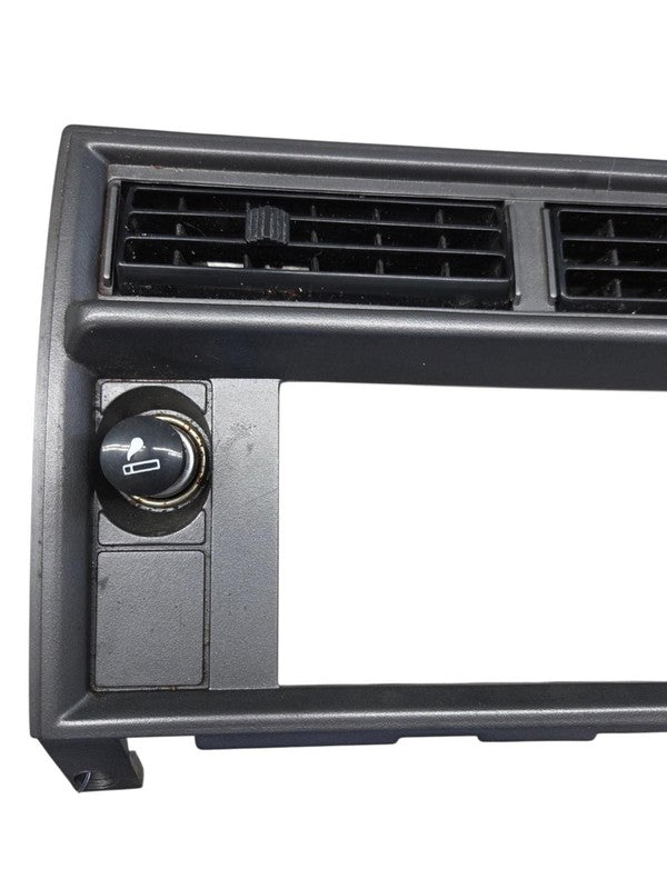 1986-1993 Chevrolet S10 GMC S15 Sonoma Radio AC Vent Bezel Unit OEM 15