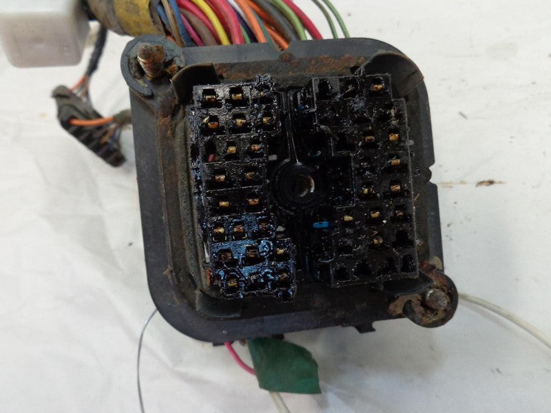 1987 Jeep Comanche Fuse Box 2.5 L Manual Transmission OEM