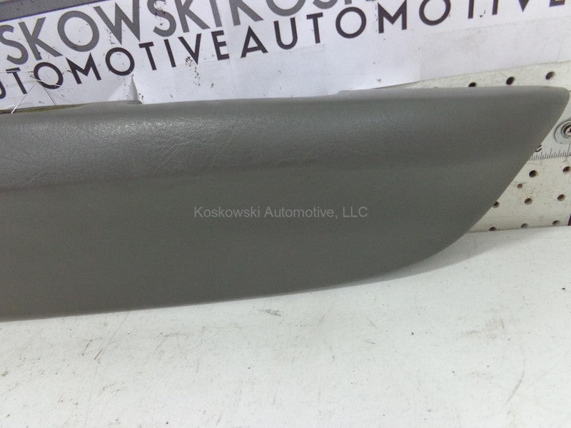 GMC Envoy Armrest Arm Rest Driver Side 15094787 Left Rear Door Interio