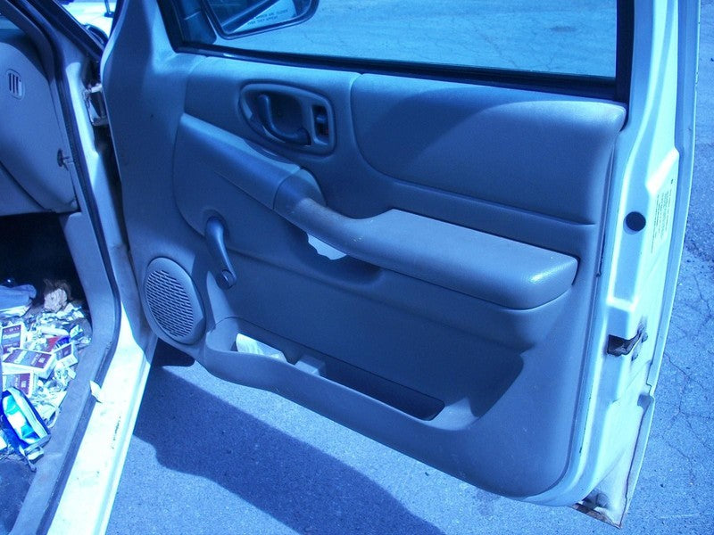 2000 Chevrolet S10 Dash Lower Filler Panel Access Cover OEM 15013023 G
