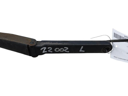 Windshield Wiper Arm fits 02 - 06 Chevrolet Silverado OEM 240024490 Ri