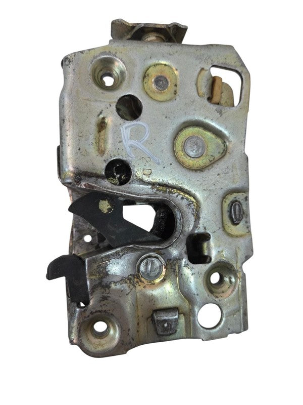 88 - 93 Chevrolet S10 Door Latch Assembly Right Passenger SIde OEM 166
