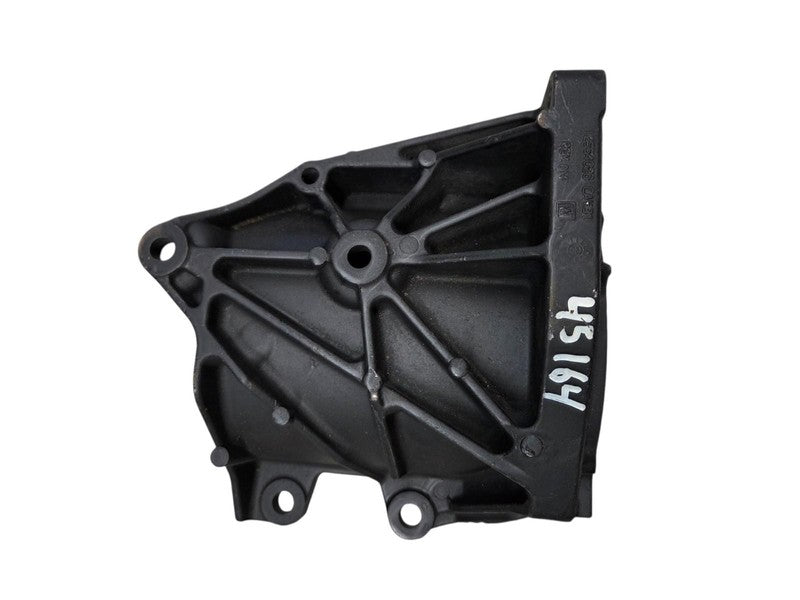 99-06 Chevy Silverado GMC 4.8 5.3 6.0 A/C Compressor Mount Bracket OEM