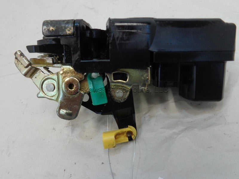 Door Latch fits Dodge Dakota Left Driver Side Power Locks 00 68261043A