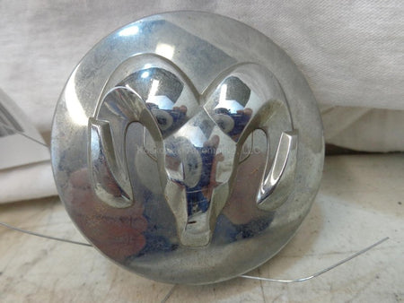 Dodge Durango Alloy Wheel Center Cap Filler 05 52110398AA  05290814AA
