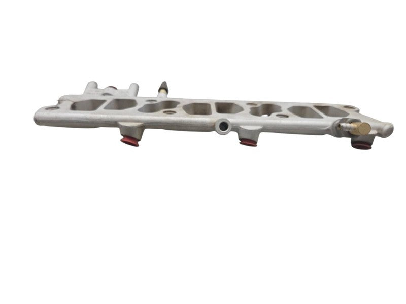 90 - 95 Ford Ranger Fuel Injection Rail 4.0 L Explorer Aerostar 90TF-9