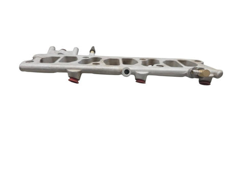 90 - 95 Ford Ranger Fuel Injection Rail 4.0 L Explorer Aerostar 90TF-9