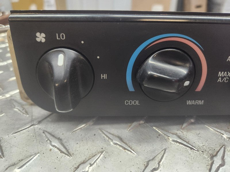 Dash Heater Control fits 97 - 98 Ford F-150 w/AC F65Z19980AB