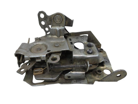 88 - 93 Chevrolet S10 Door Latch Assembly Right Passenger SIde OEM 166