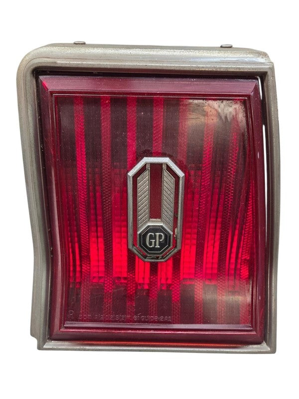 81 - 84 Pontiac Grand Prix Tail Light Assembly Right Passenger Side Ta
