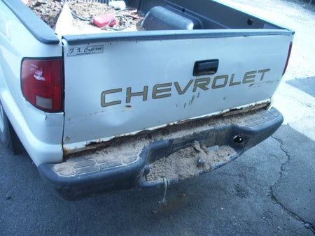 2000 Chevrolet S10 Dash Lower Filler Panel Access Cover OEM 15013023 G