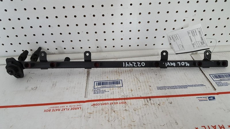 91-95 Jeep Cherokee XJ Comanche MJ OEM 4.0L 6 Cylinder Fuel Rail