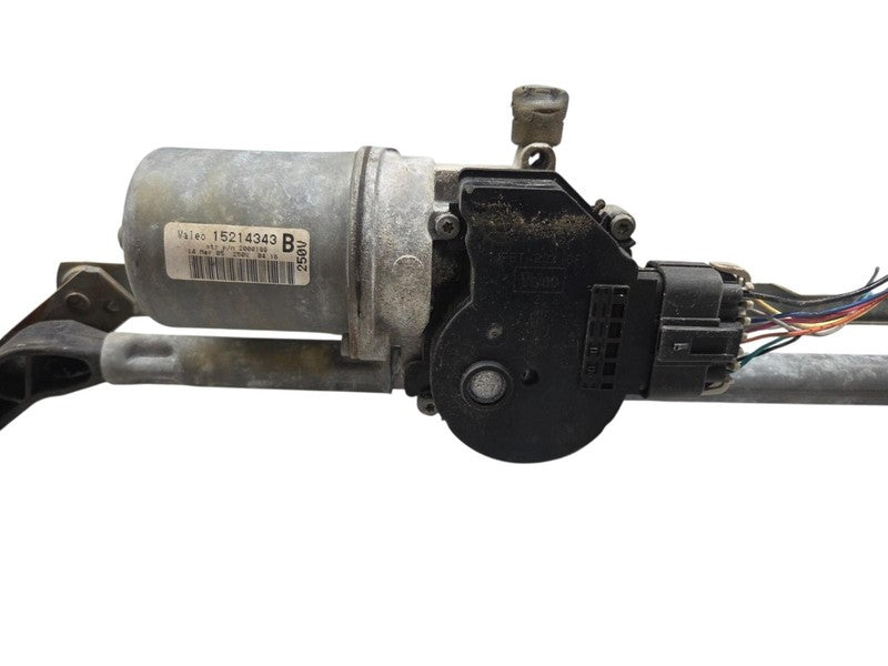 02 - 09 Chevrolet Trailblazer Windshield Wiper Motor and Transmission 