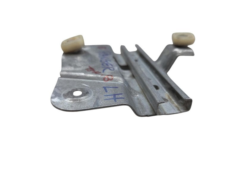 1983-92 Ford Ranger Bronco II Door Glass Lift Bracket Left Driver Side