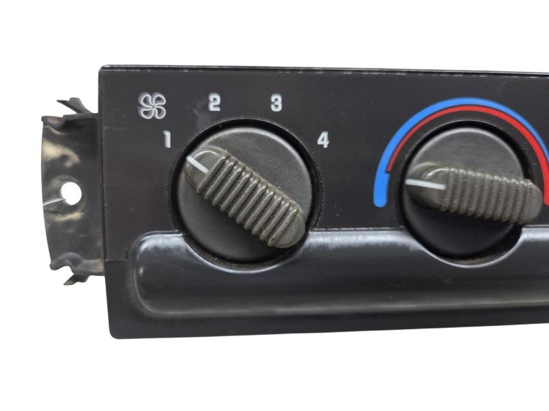 98 - 03 Chevrolet S10 Dash Heater Control w/o AC GMC Sonoma 09351335 1