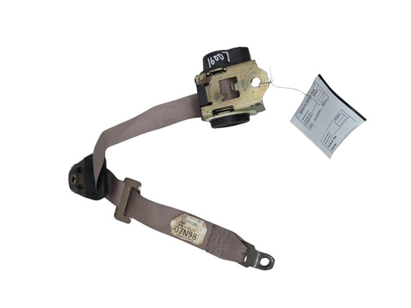 98 - 03 Chevrolet Blazer Left Rear Seat Belt Retractor Assembly GMC Ji
