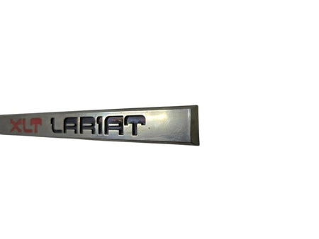 87-91 Ford F-150 F-250 F-350 XLT LARIAT Fender Emblem E7TB-16702-DA OE