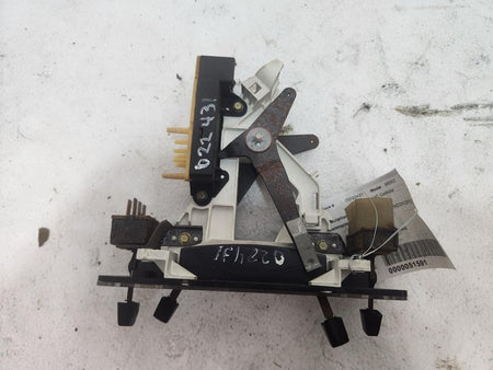 85 - 86 Ford Bronco Dash Heater Control w/AC OEM E4TZ19980L