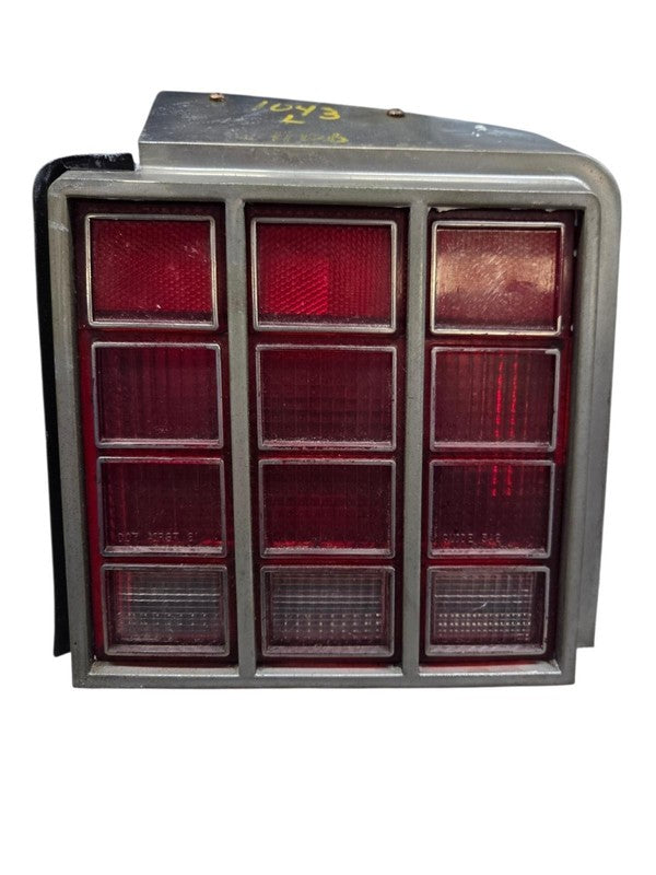 81 - 83 Oldsmobile Cutlass Tail Light Assembly 4 door Left Driver Side