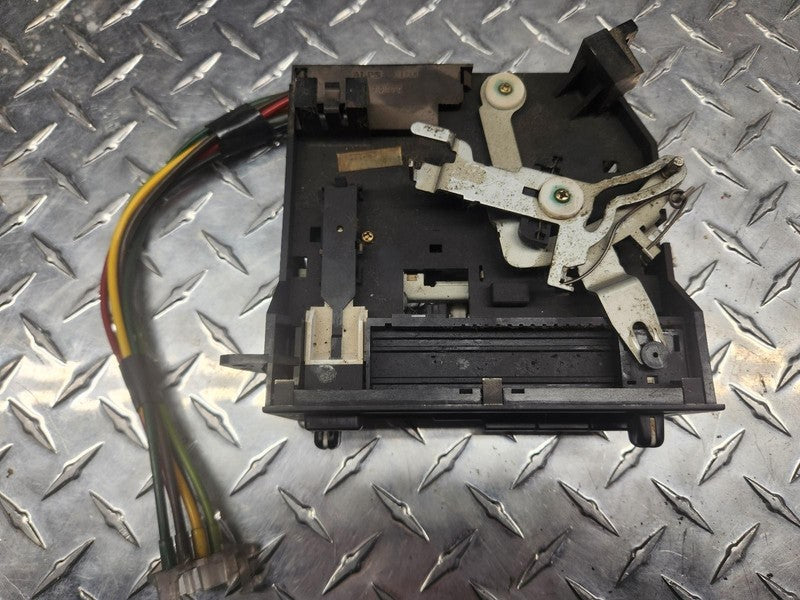 93 - 95 Dodge Caravan Dash Heater Control w/AC Plymouth Voyager 046772