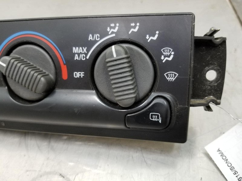 99 - 04 Chevrolet S10 Dash Heater Control w/AC GMC Sonoma 16250565 150