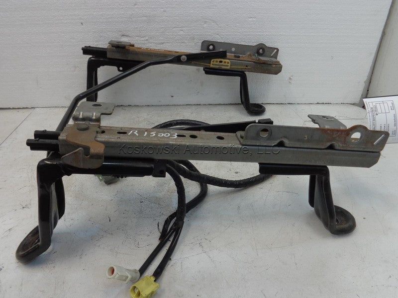 FORD Escape Seat Track Assembly 05 06 07 Right Passenger Side Manual