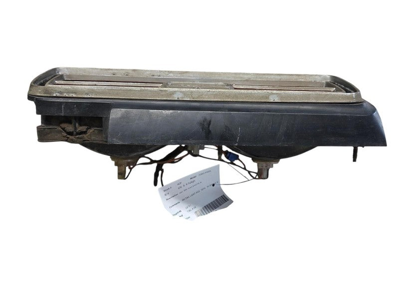 73 - 74 Ford LTD Tail Light Assembly Right Passenger Side OEM D3AZ1340
