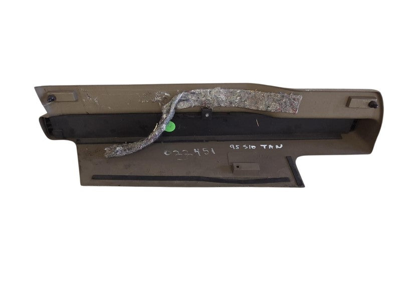 95 - 05 Chevrolet Blazer 4 door Jack Storage w/retractible cargo cover