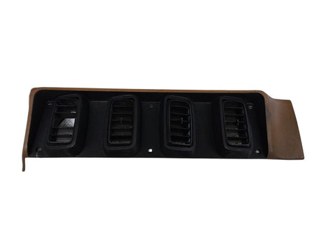 74 – 77 Dodge Van AC Heater Center Dash Vent Panel 3895090 B100 B200