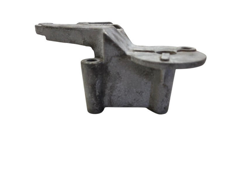 1990-95 Chevrolet Astro G10-30 GMC 4.3L V6 used power steering bracket
