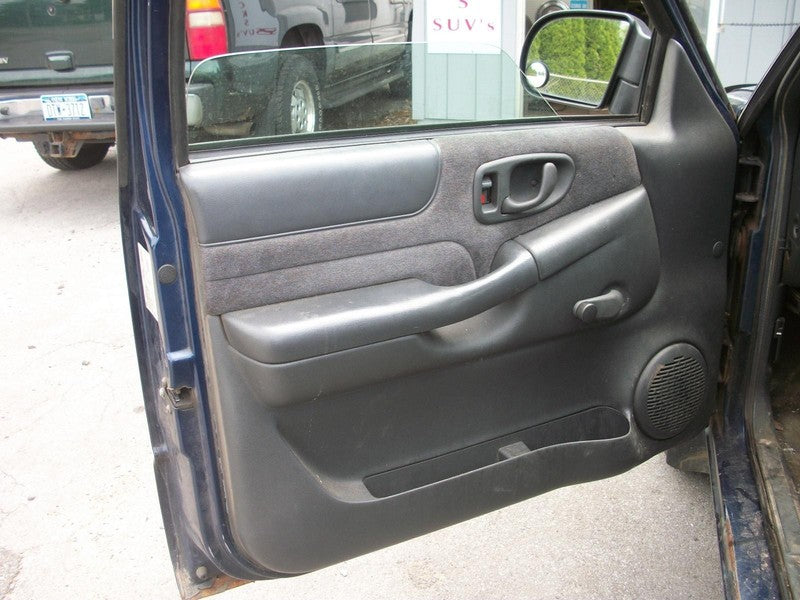98 - 04 Chevrolet S10 Lower Dash Hush Panel Driver Side 15013020 GMC S