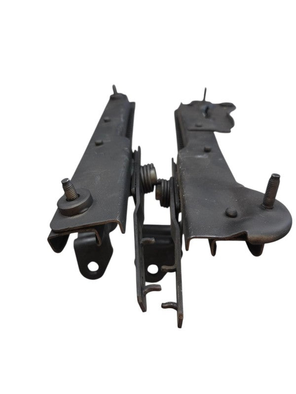 1997 - 2001 Jeep Cherokee Bucket Seat Track Manual OEM Passenger Side