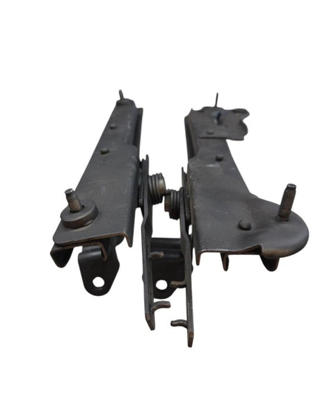 1997 - 2001 Jeep Cherokee Bucket Seat Track Manual OEM Passenger Side