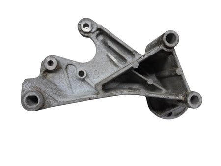 1990-95 Chevrolet Astro G10-30 GMC 4.3L V6 used power steering bracket